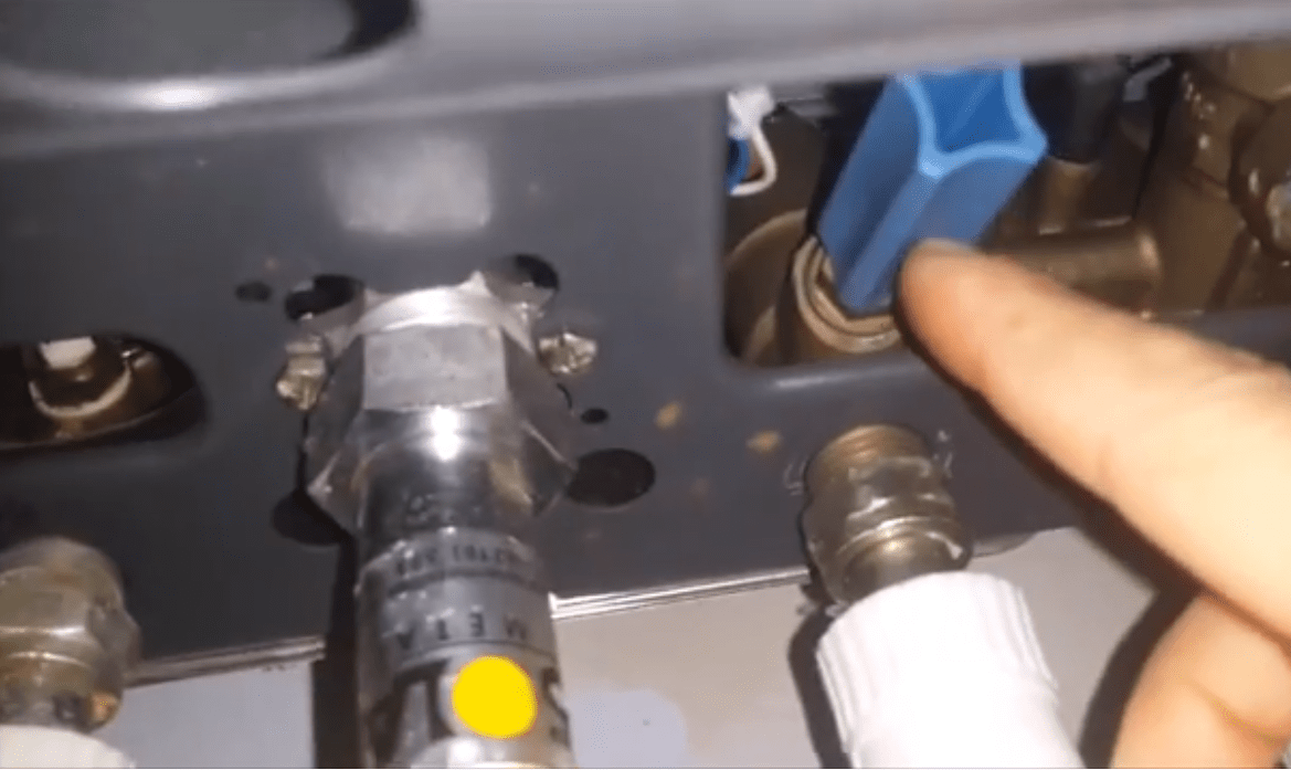 Baymak Kombi E10 Hatası Nasıl Çözülür? Kombi E10 Hatası Nasıl Çözülür